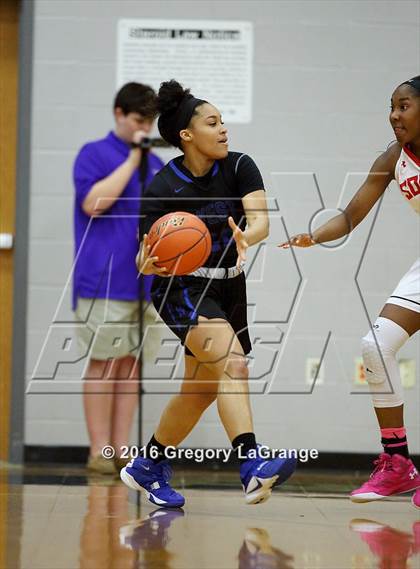 Thumbnail 3 in Plano West vs. South Grand Prairie photogallery.