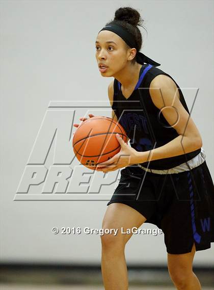 Thumbnail 1 in Plano West vs. South Grand Prairie photogallery.