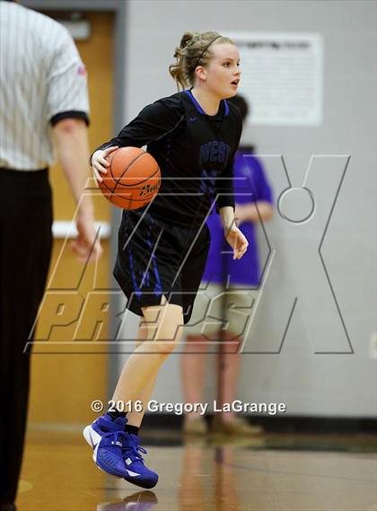 Thumbnail 1 in Plano West vs. South Grand Prairie photogallery.