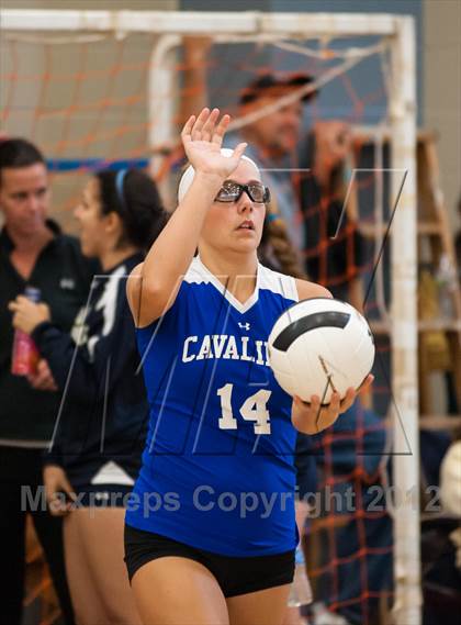 Thumbnail 1 in Minnechaug Regional vs Hollis-Brookline (Showcase of Champions Holyoke) photogallery.