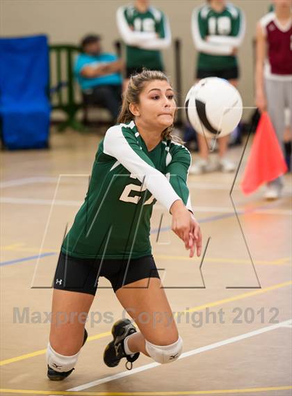 Thumbnail 3 in Minnechaug Regional vs Hollis-Brookline (Showcase of Champions Holyoke) photogallery.