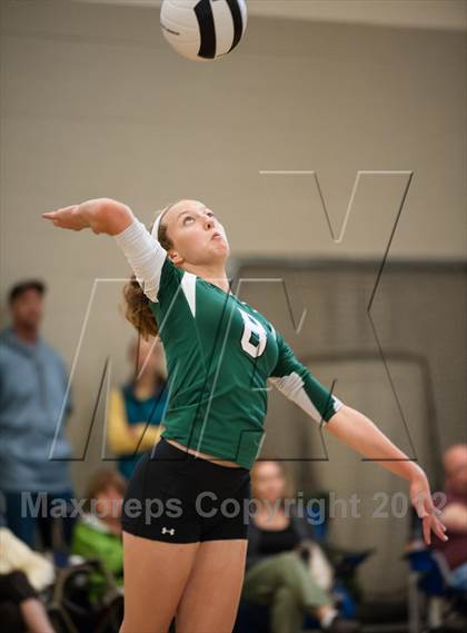 Thumbnail 1 in Minnechaug Regional vs Hollis-Brookline (Showcase of Champions Holyoke) photogallery.