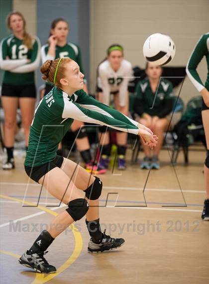 Thumbnail 2 in Minnechaug Regional vs Hollis-Brookline (Showcase of Champions Holyoke) photogallery.