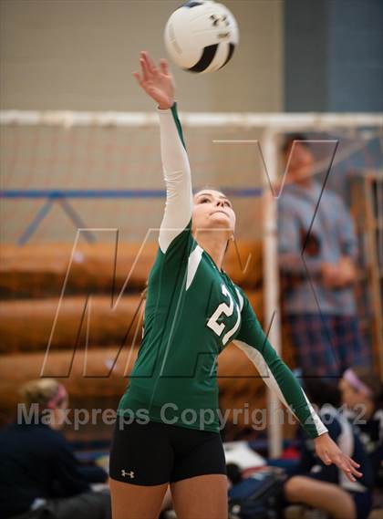 Thumbnail 3 in Minnechaug Regional vs Hollis-Brookline (Showcase of Champions Holyoke) photogallery.