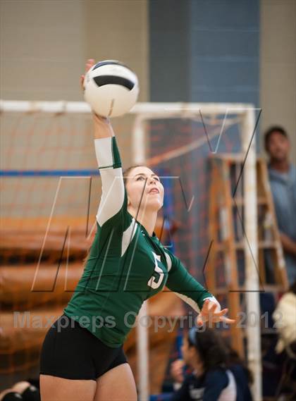Thumbnail 2 in Minnechaug Regional vs Hollis-Brookline (Showcase of Champions Holyoke) photogallery.