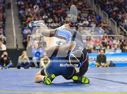 Thumbnail 3 in NYSPHSAA Finals (101 lbs - 124 lbs) photogallery.