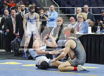 Thumbnail 1 in NYSPHSAA Finals (101 lbs - 124 lbs) photogallery.