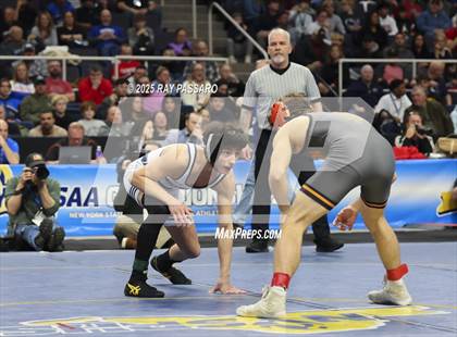 Thumbnail 3 in NYSPHSAA Finals (101 lbs - 124 lbs) photogallery.