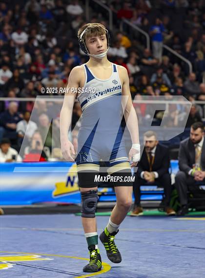 Thumbnail 2 in NYSPHSAA Finals (101 lbs - 124 lbs) photogallery.