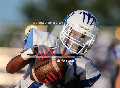 Thumbnail 1 in Clay @ Menendez photogallery.
