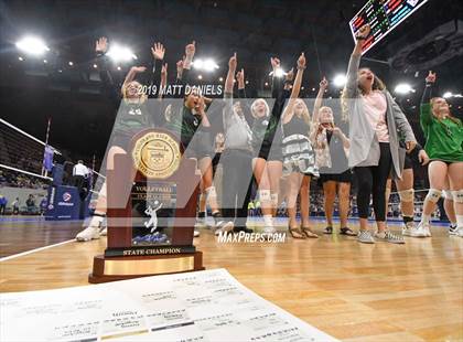 Thumbnail 2 in Fleming vs. Briggsdale (CHSAA 1A Championship) photogallery.