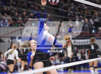 Thumbnail 2 in Fleming vs. Briggsdale (CHSAA 1A Championship) photogallery.