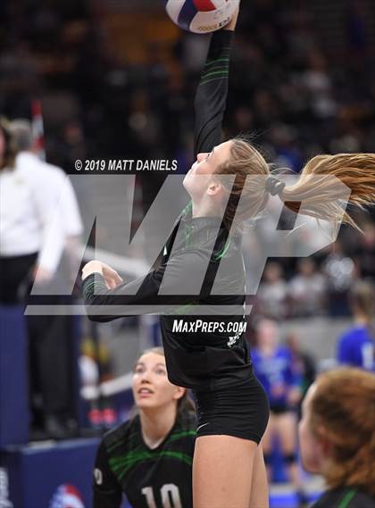 Thumbnail 2 in Fleming vs. Briggsdale (CHSAA 1A Championship) photogallery.