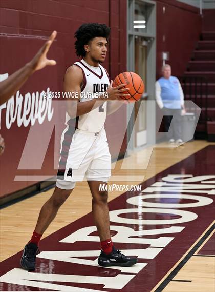 Thumbnail 3 in Pearland vs. Klein Oak (Maroon Classic) photogallery.