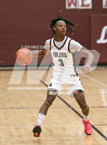 Thumbnail 1 in Pearland vs. Klein Oak (Maroon Classic) photogallery.