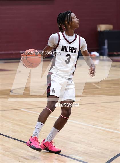 Thumbnail 2 in Pearland vs. Klein Oak (Maroon Classic) photogallery.