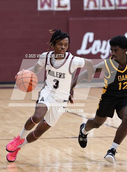 Thumbnail 2 in Pearland vs. Klein Oak (Maroon Classic) photogallery.