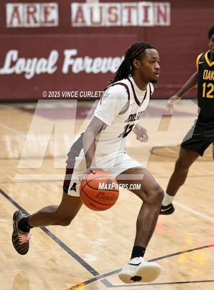 Thumbnail 3 in Pearland vs. Klein Oak (Maroon Classic) photogallery.