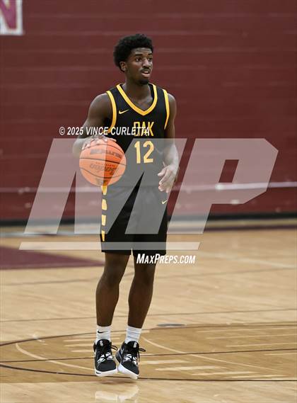 Thumbnail 1 in Pearland vs. Klein Oak (Maroon Classic) photogallery.