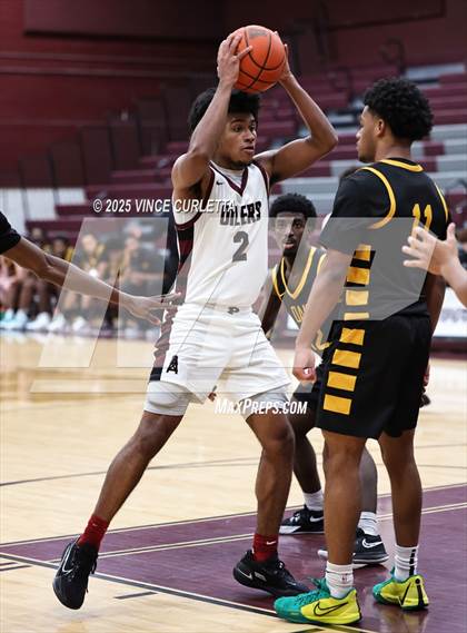 Thumbnail 3 in Pearland vs. Klein Oak (Maroon Classic) photogallery.