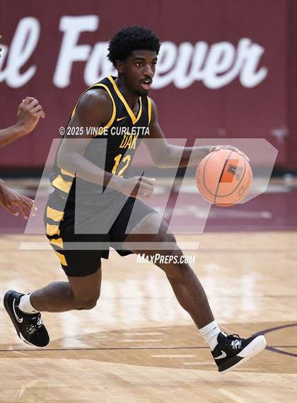Thumbnail 3 in Pearland vs. Klein Oak (Maroon Classic) photogallery.