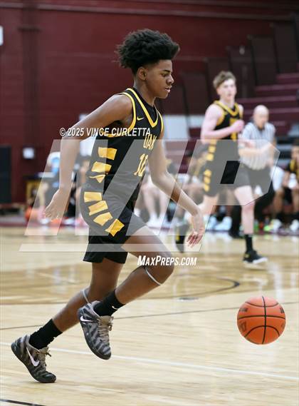 Thumbnail 2 in Pearland vs. Klein Oak (Maroon Classic) photogallery.