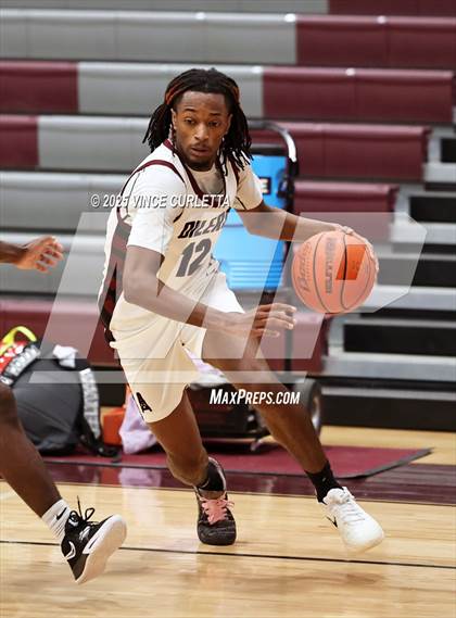 Thumbnail 2 in Pearland vs. Klein Oak (Maroon Classic) photogallery.
