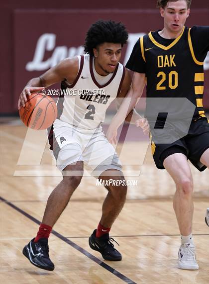 Thumbnail 2 in Pearland vs. Klein Oak (Maroon Classic) photogallery.