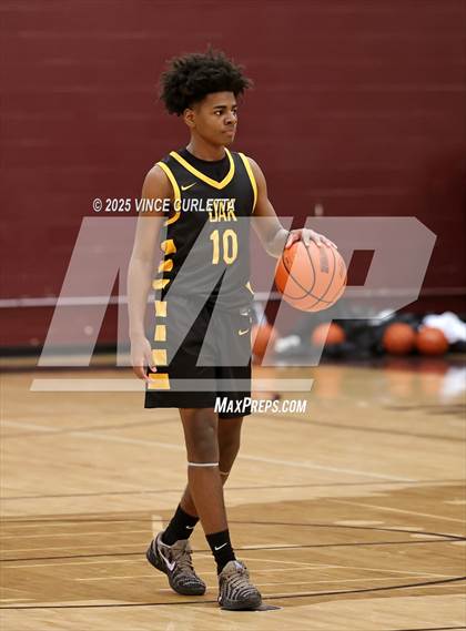 Thumbnail 1 in Pearland vs. Klein Oak (Maroon Classic) photogallery.