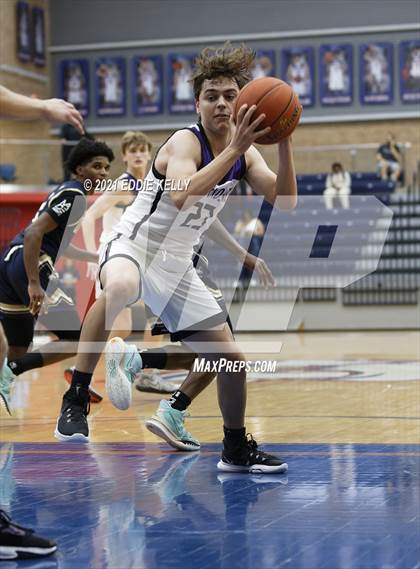 Thumbnail 2 in Little Elm vs. Independence (In-N-Out Tournament) photogallery.