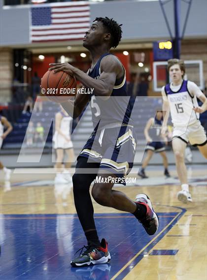 Thumbnail 1 in Little Elm vs. Independence (In-N-Out Tournament) photogallery.