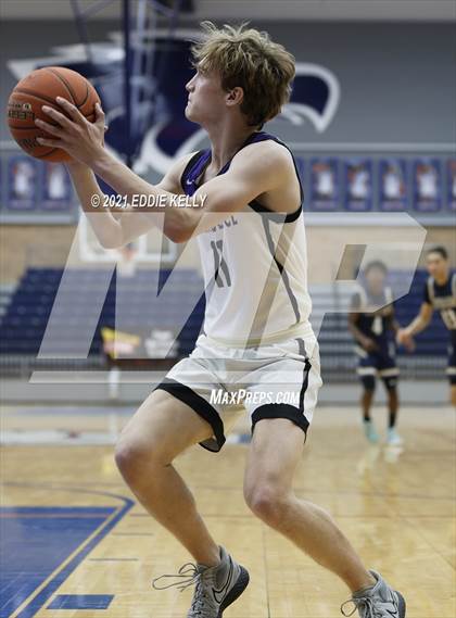 Thumbnail 1 in Little Elm vs. Independence (In-N-Out Tournament) photogallery.