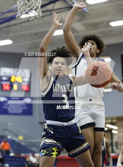 Thumbnail 3 in Little Elm vs. Independence (In-N-Out Tournament) photogallery.