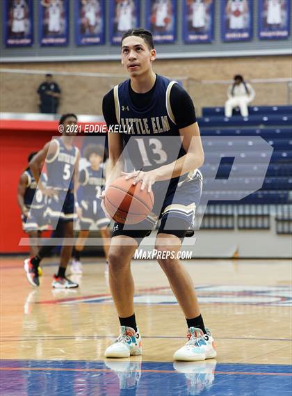Thumbnail 3 in Little Elm vs. Independence (In-N-Out Tournament) photogallery.