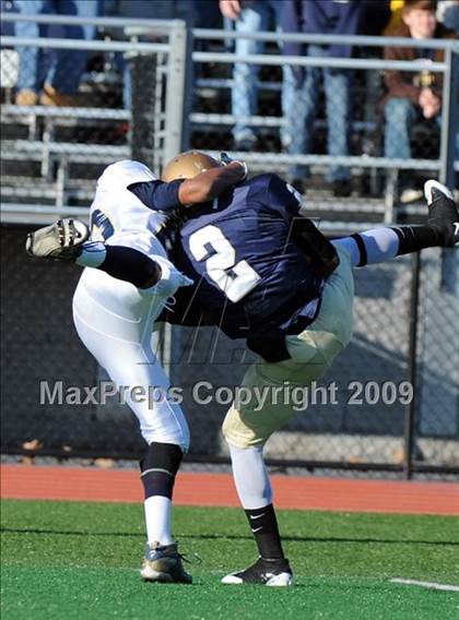 Thumbnail 1 in Penn Manor vs. Bishop McDevitt (PIAA Class AAAA Playoffs) photogallery.