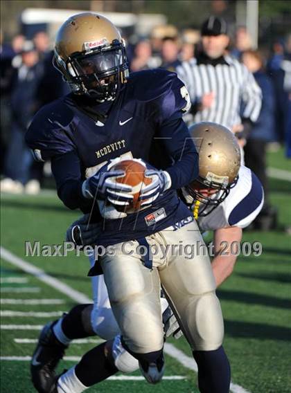 Thumbnail 3 in Penn Manor vs. Bishop McDevitt (PIAA Class AAAA Playoffs) photogallery.