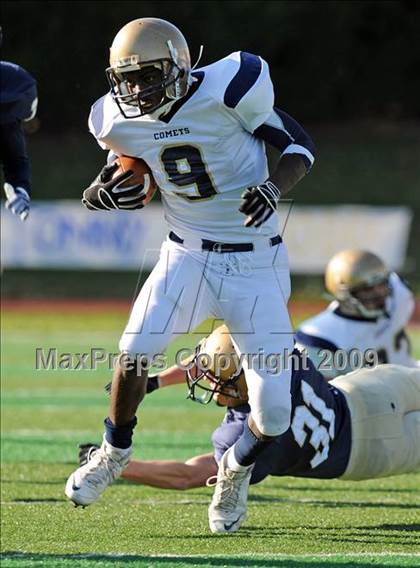 Thumbnail 2 in Penn Manor vs. Bishop McDevitt (PIAA Class AAAA Playoffs) photogallery.