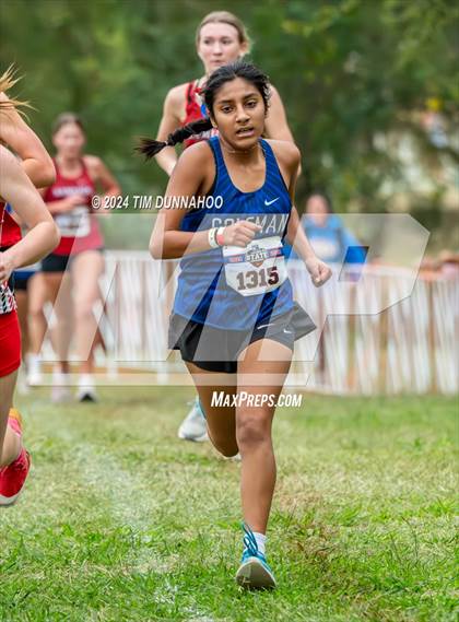 Thumbnail 1 in UIL 2A Girls Cross Country Finals photogallery.