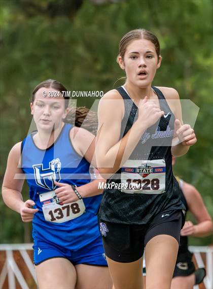 Thumbnail 1 in UIL 2A Girls Cross Country Finals photogallery.