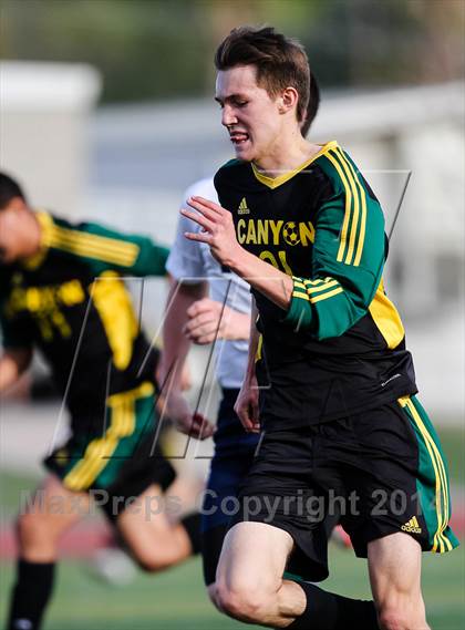 Thumbnail 3 in Canyon @ Saugus photogallery.