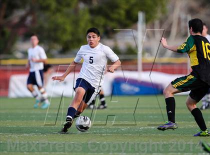 Thumbnail 3 in Canyon @ Saugus photogallery.