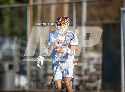 Thumbnail 2 in Santiago vs. Huntington Beach (CIF SS Division 2 Round 1) photogallery.