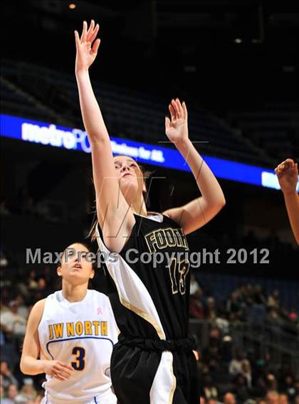 Thumbnail 3 in JW North vs. Foothill (CIF D2 SoCal Regional Final) photogallery.