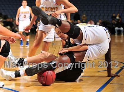 Thumbnail 3 in JW North vs. Foothill (CIF D2 SoCal Regional Final) photogallery.