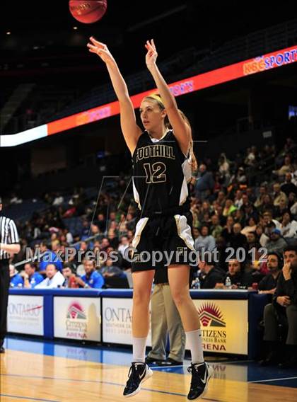 Thumbnail 2 in JW North vs. Foothill (CIF D2 SoCal Regional Final) photogallery.
