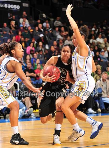 Thumbnail 3 in JW North vs. Foothill (CIF D2 SoCal Regional Final) photogallery.