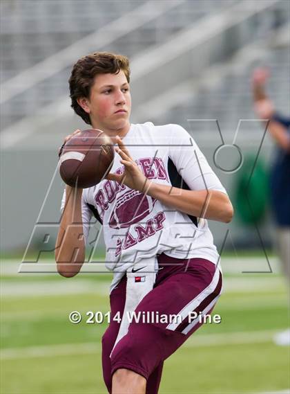 Thumbnail 3 in Don Bosco Prep vs. St. Thomas Aquinas (USMA, West Point, NY) photogallery.