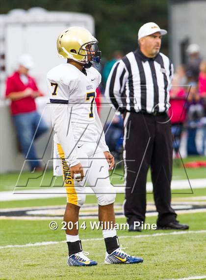 Thumbnail 2 in Don Bosco Prep vs. St. Thomas Aquinas (USMA, West Point, NY) photogallery.