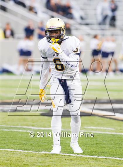 Thumbnail 3 in Don Bosco Prep vs. St. Thomas Aquinas (USMA, West Point, NY) photogallery.