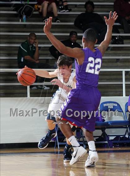 Thumbnail 2 in Warren @ Kingwood  (McDonald's Texas Invitational) photogallery.